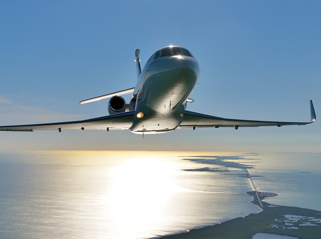 Heavy Jet — private jet seating up to 10 passengers
